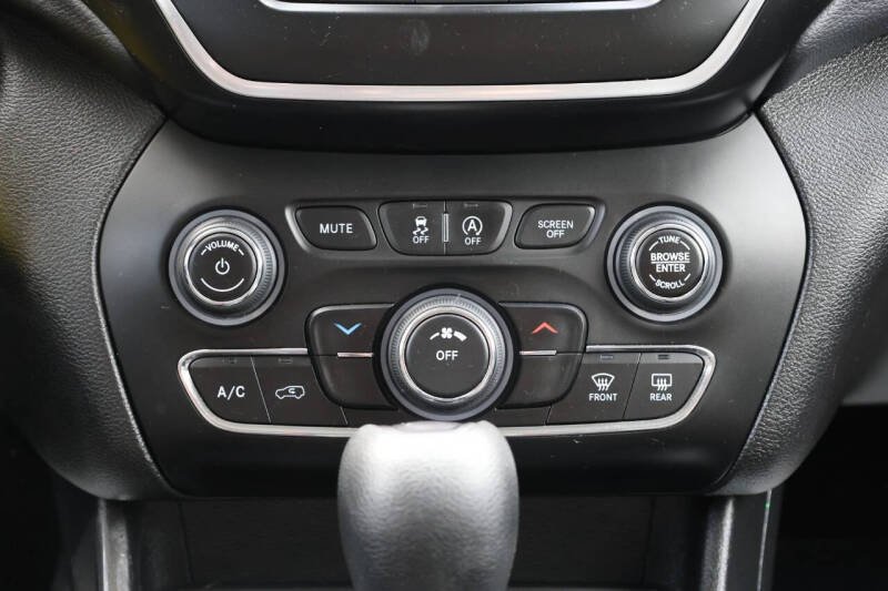 2021 Jeep Cherokee Latitude - Image 20