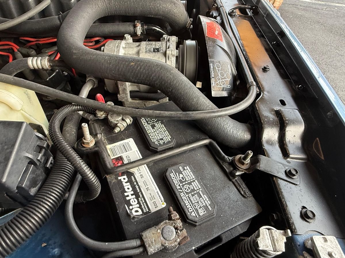 1992 Jeep Cherokee Laredo 4x4 - Image 32