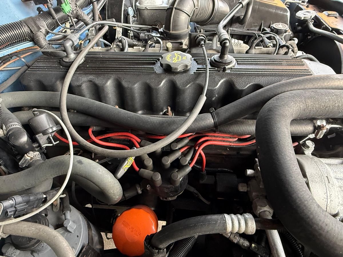 1992 Jeep Cherokee Laredo 4x4 - Image 29