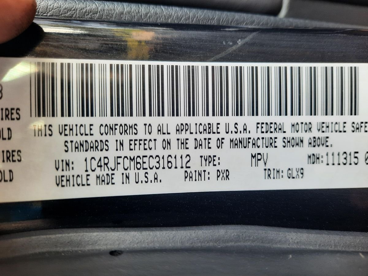 2014 Jeep Grand Cherokee Overland 4x4 - Image 19