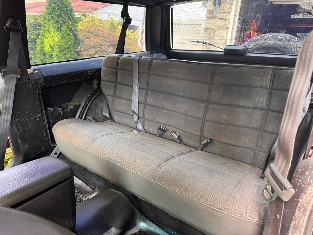 1989 Jeep Cherokee Sport 4x4 - Image 7