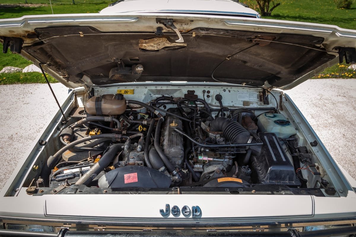 1989 Jeep Cherokee Laredo 4x4 - Image 27