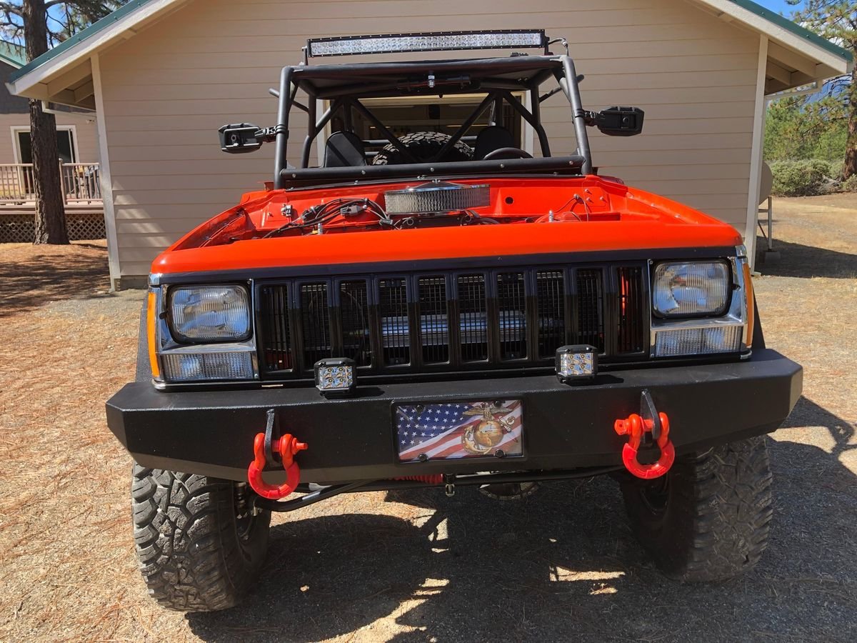 1986 Jeep Cherokee 4x4 - Image 7