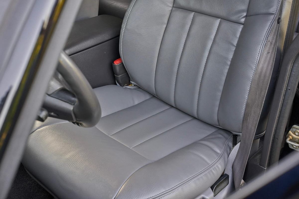 1999 Jeep Cherokee Sport 4x4 - Image 25