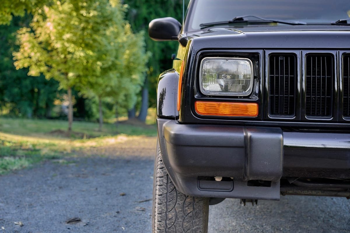 1999 Jeep Cherokee Sport 4x4 - Image 9