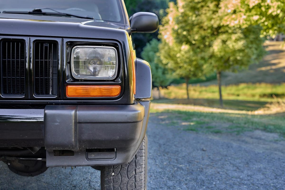 1999 Jeep Cherokee Sport 4x4 - Image 11