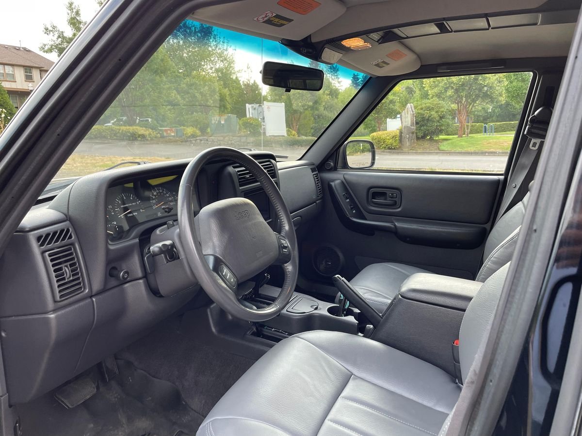 1999 Jeep Cherokee Sport 4x4 - Image 35