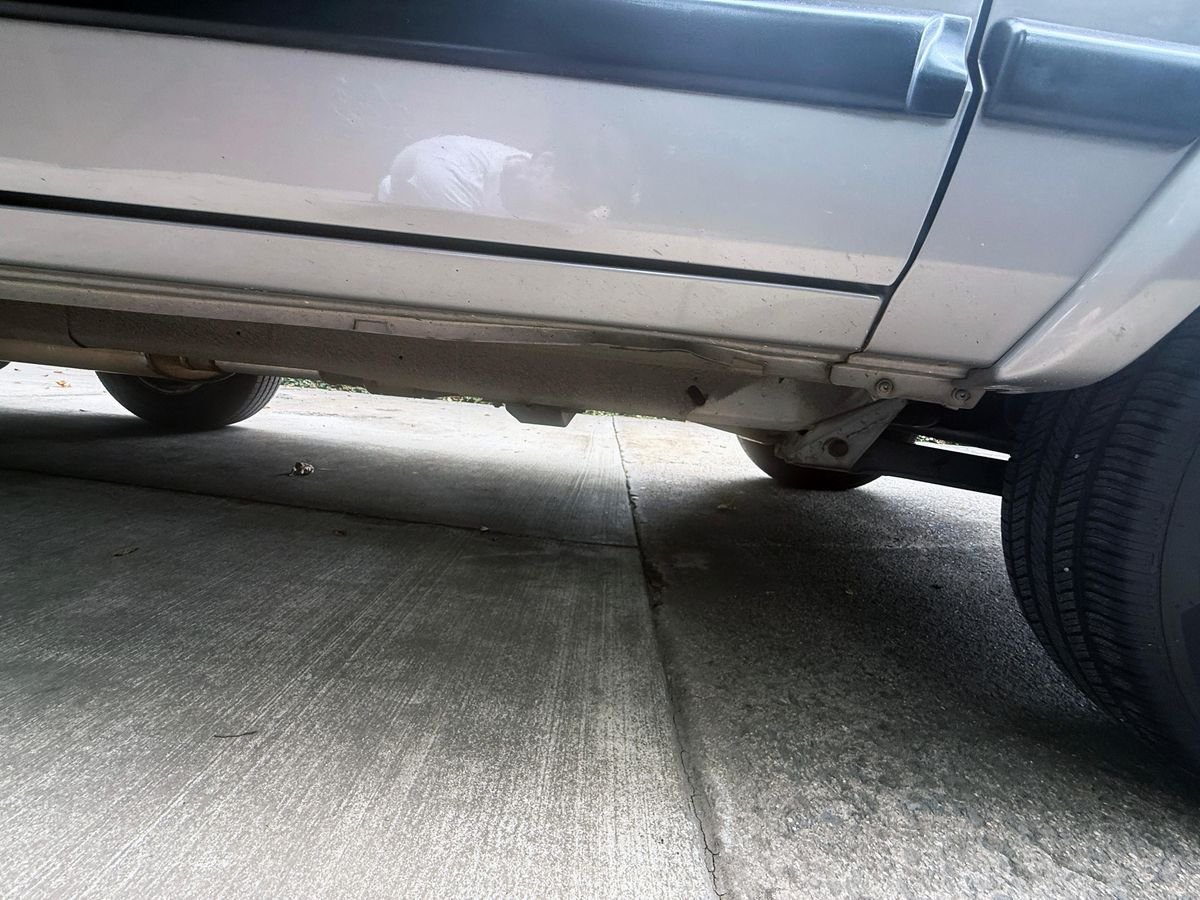 2000 Jeep Cherokee Sport - Image 13