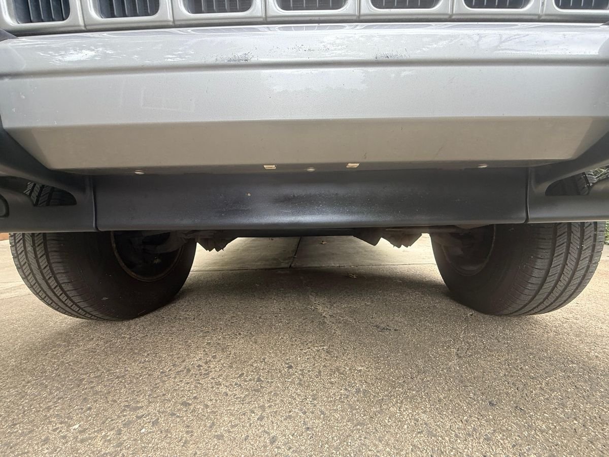 2000 Jeep Cherokee Sport - Image 21