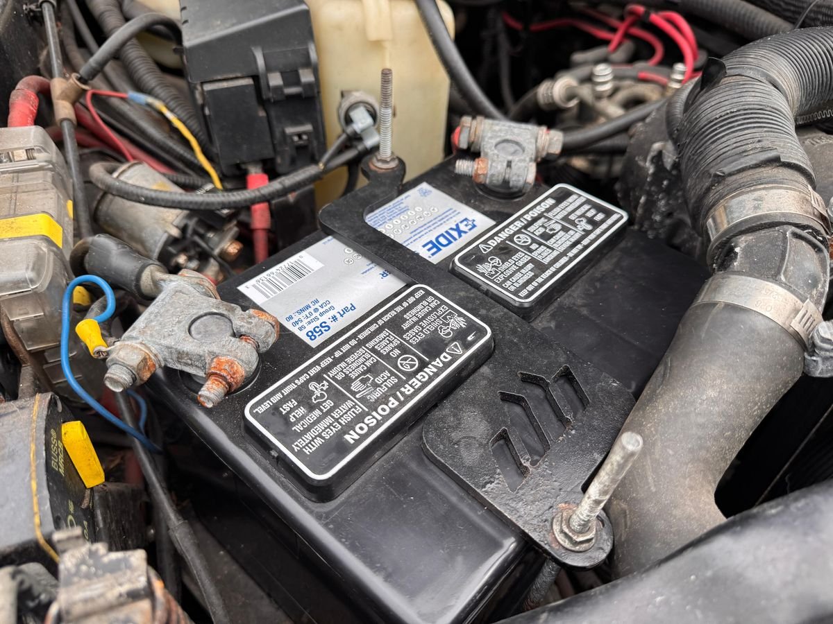 1989 Jeep Cherokee Sport 4x4 - Image 16