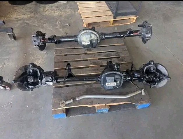 1998 cherokee XJ Dana 30 - Image 2