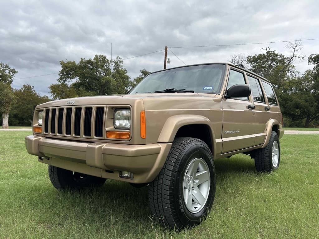 1999 Jeep Cherokee Sport 4×4 - Image 4