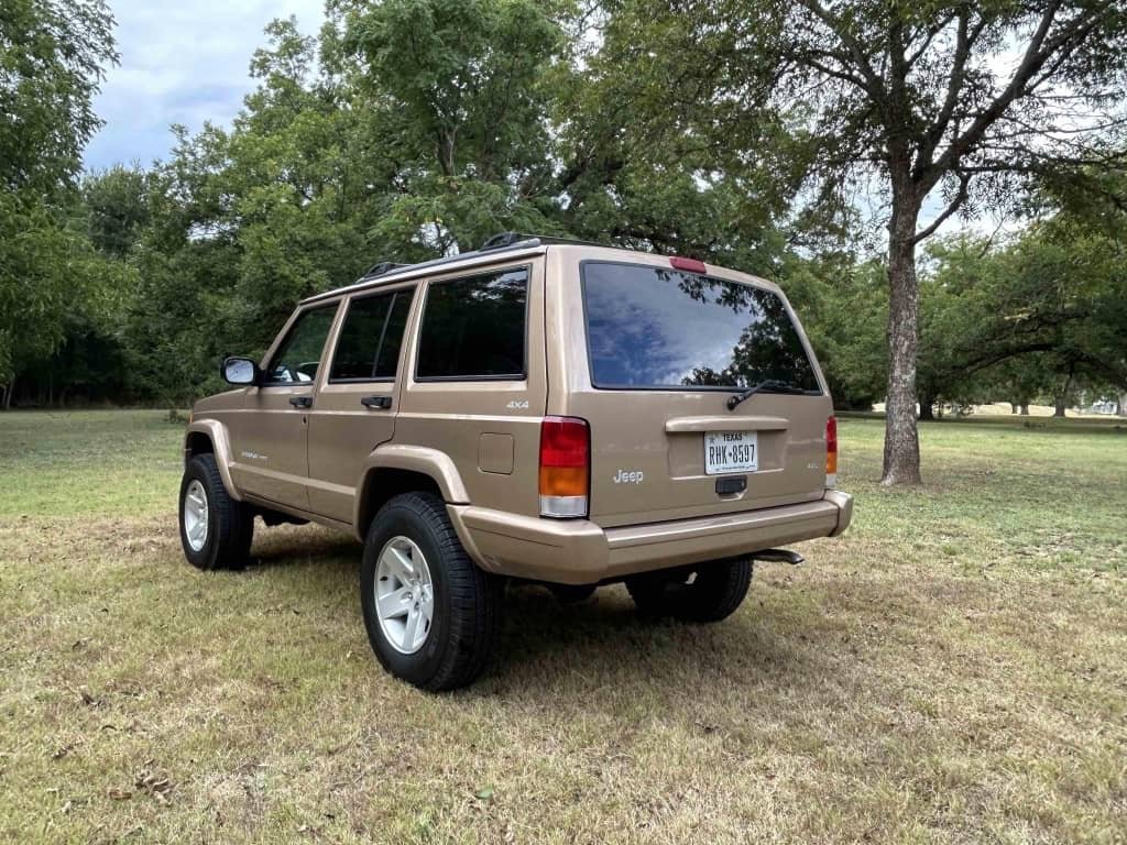1999 Jeep Cherokee Sport 4×4 - Image 6