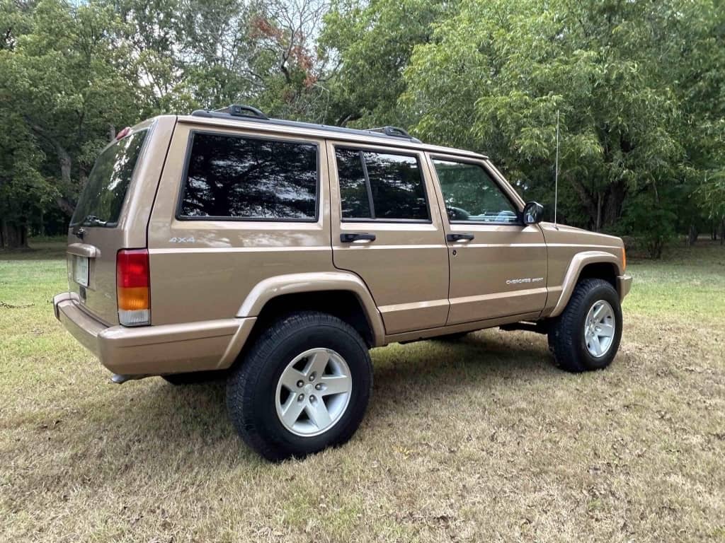 1999 Jeep Cherokee Sport 4×4 - Image 5