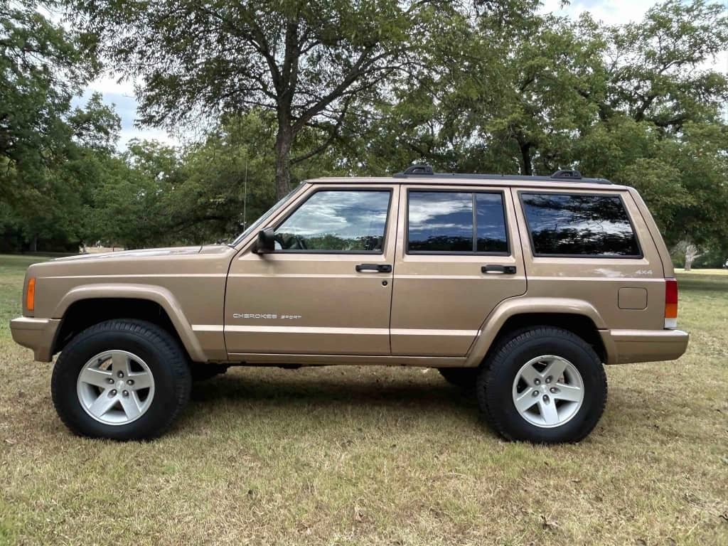 1999 Jeep Cherokee Sport 4×4 - Image 7