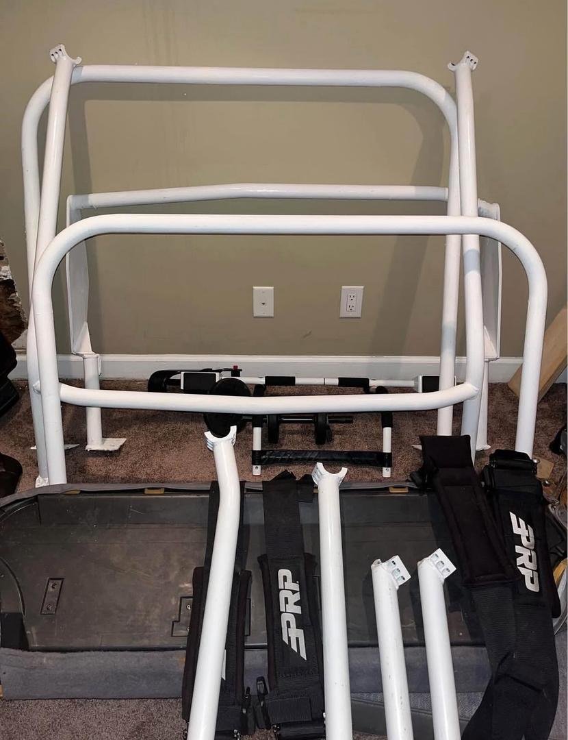 Rock hard 4x4 bolt in roll cage. - Image 17