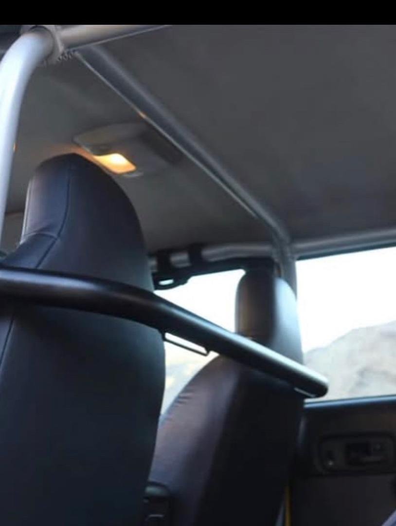 Rock hard 4x4 bolt in roll cage. - Image 7