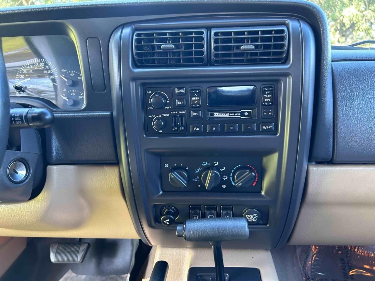 1999 Jeep Cherokee Sport 4×4 - Image 20