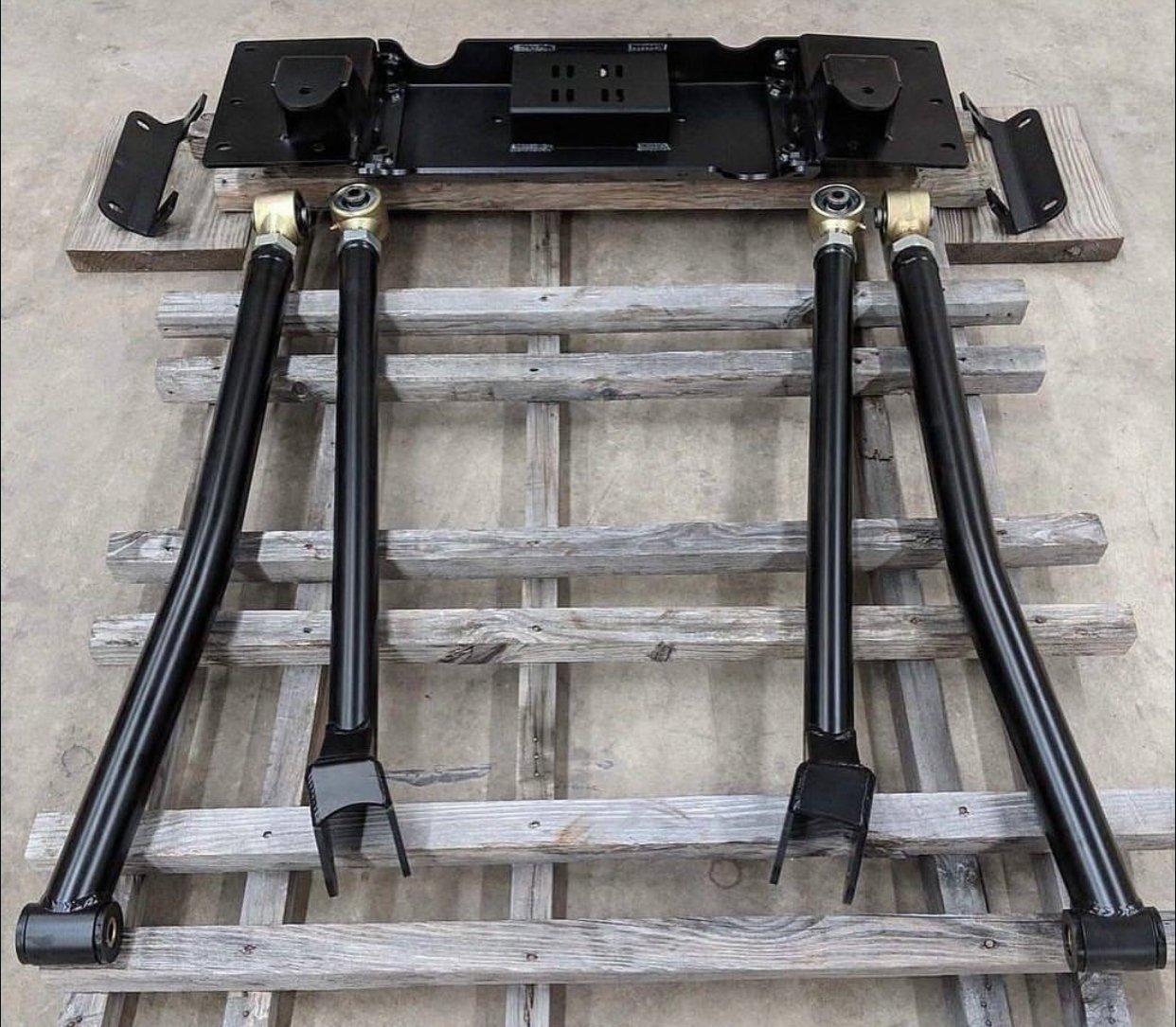 Jeep Cherokee XJ long Arm kit & 4 link - Image 3