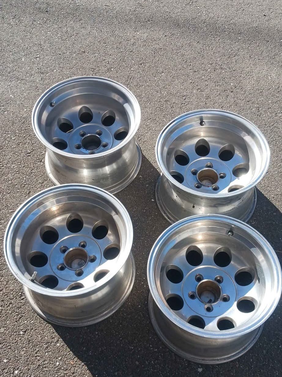 2008 Jeep wheels - Image 2