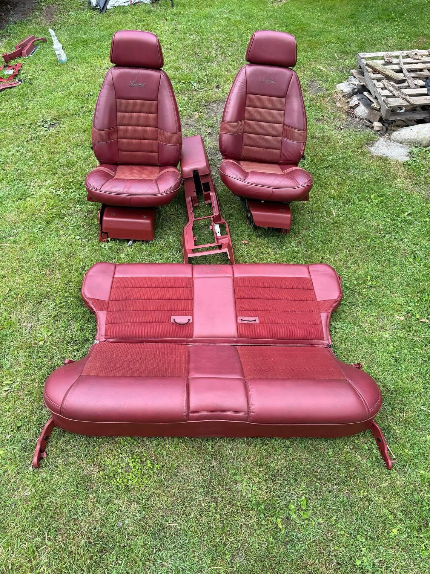 1986 wagoneer XJ Seat - Image 2