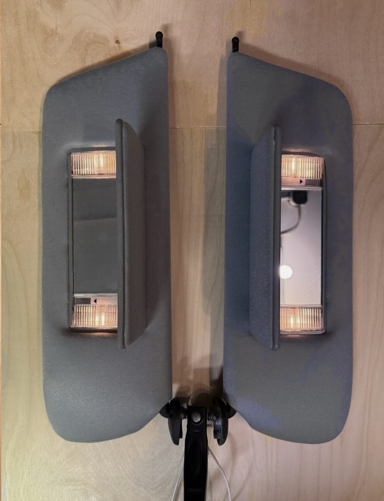 Cherokee xj jeep overhead console - Image 3