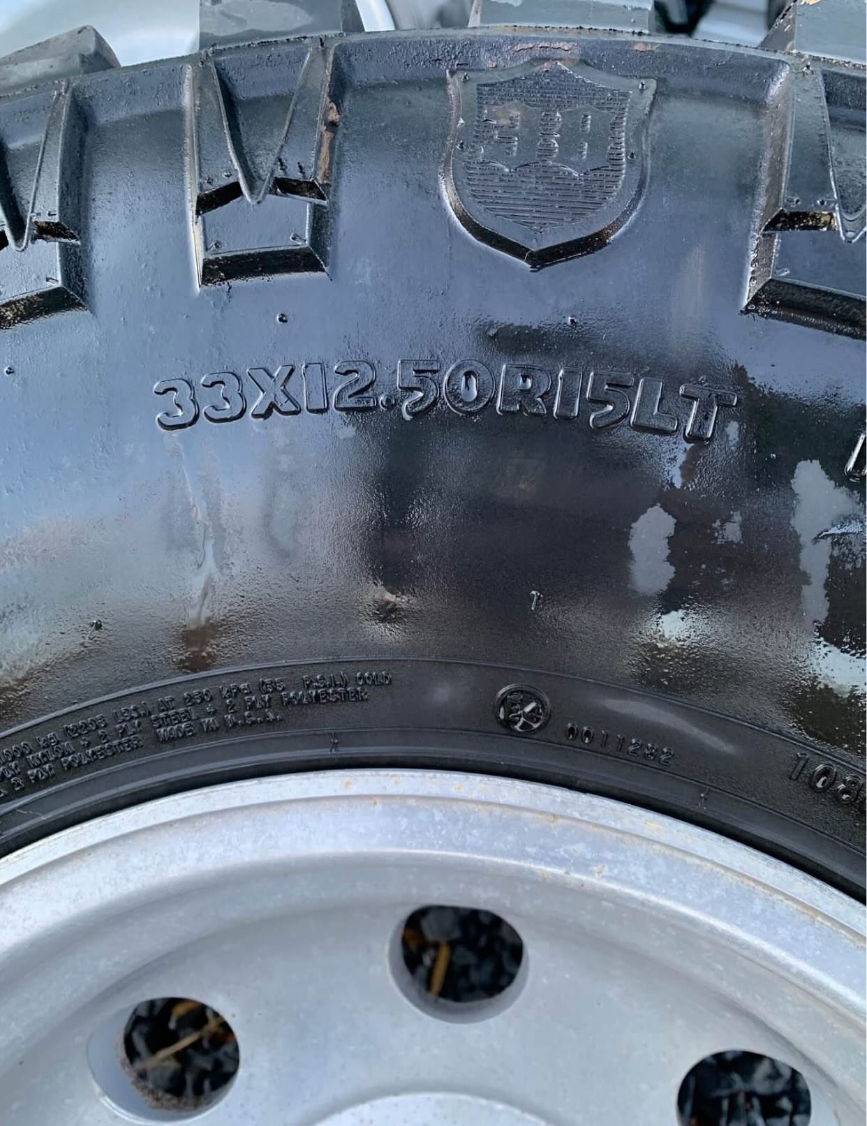 alloy wheels with 33x12.50r15 tires. - Image 9