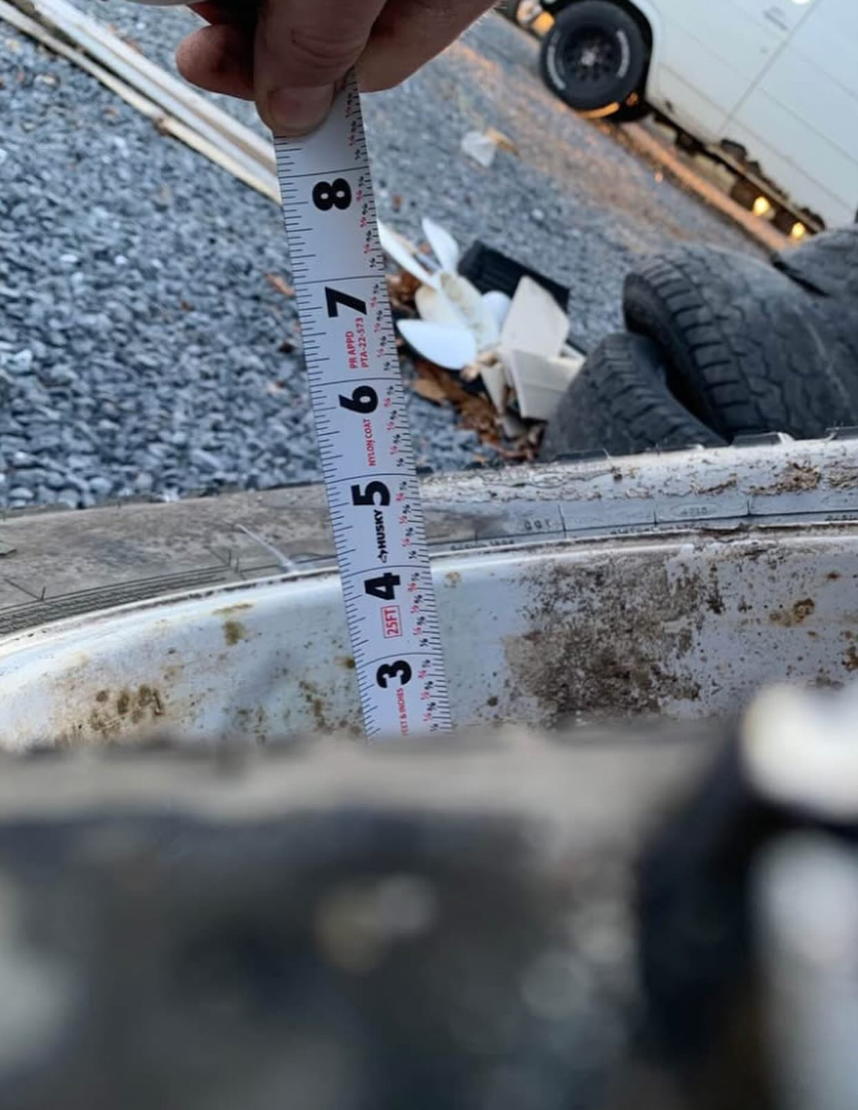 alloy wheels with 33x12.50r15 tires. - Image 8