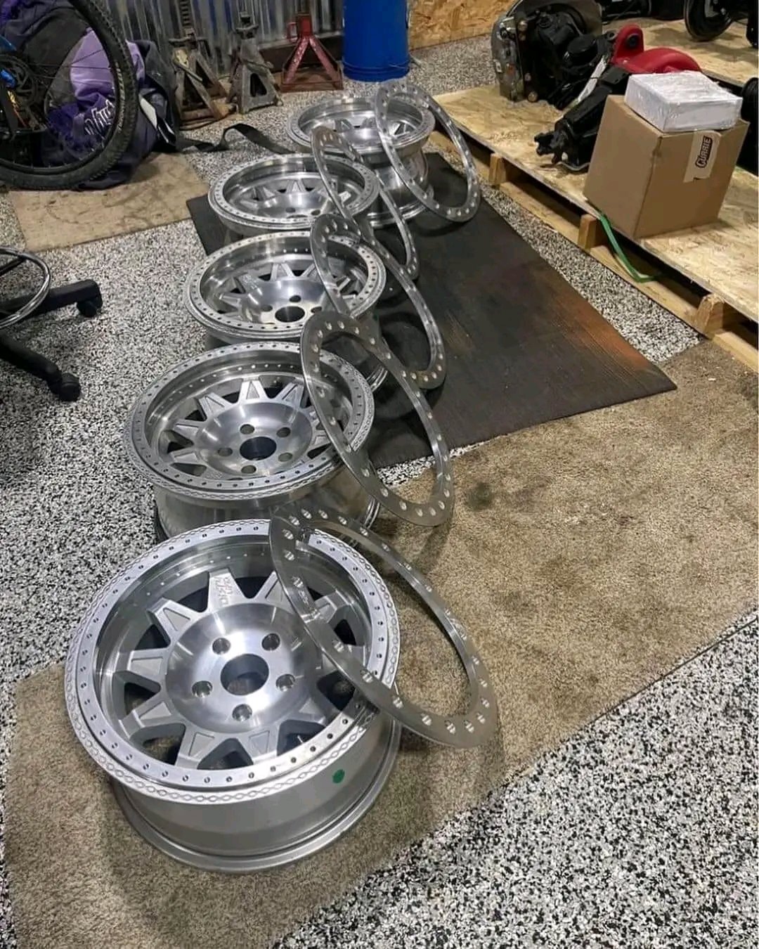 Dirty life bead lock wheels